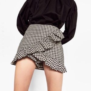 Zara Ruffle Gingham Skort